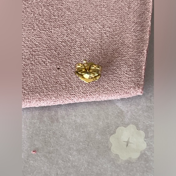 Zoe Chicco 14k yellow gold and single diamond bar studs earrings pair - Picture 10 of 16